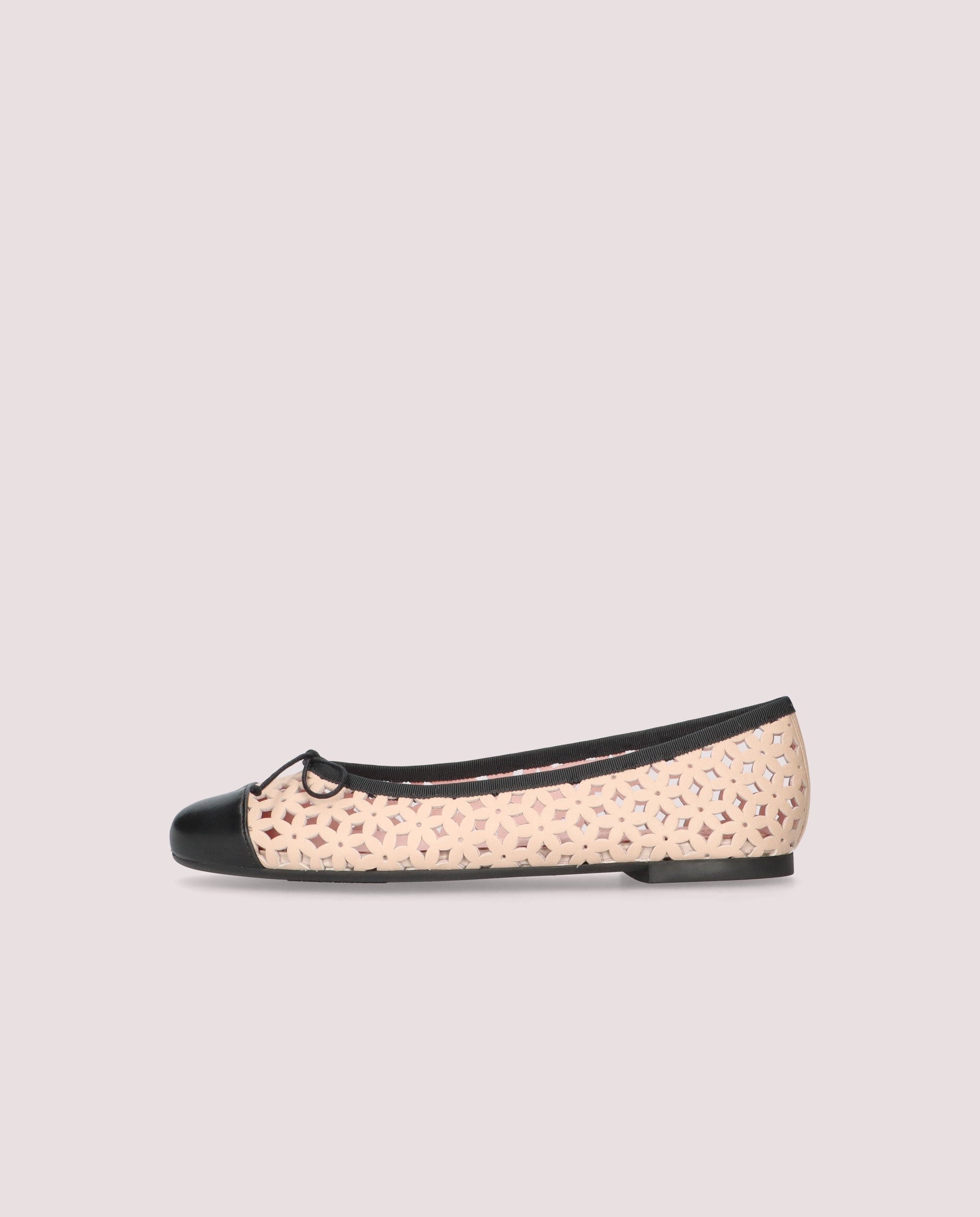 Nicole ballerina in nude perforated leather