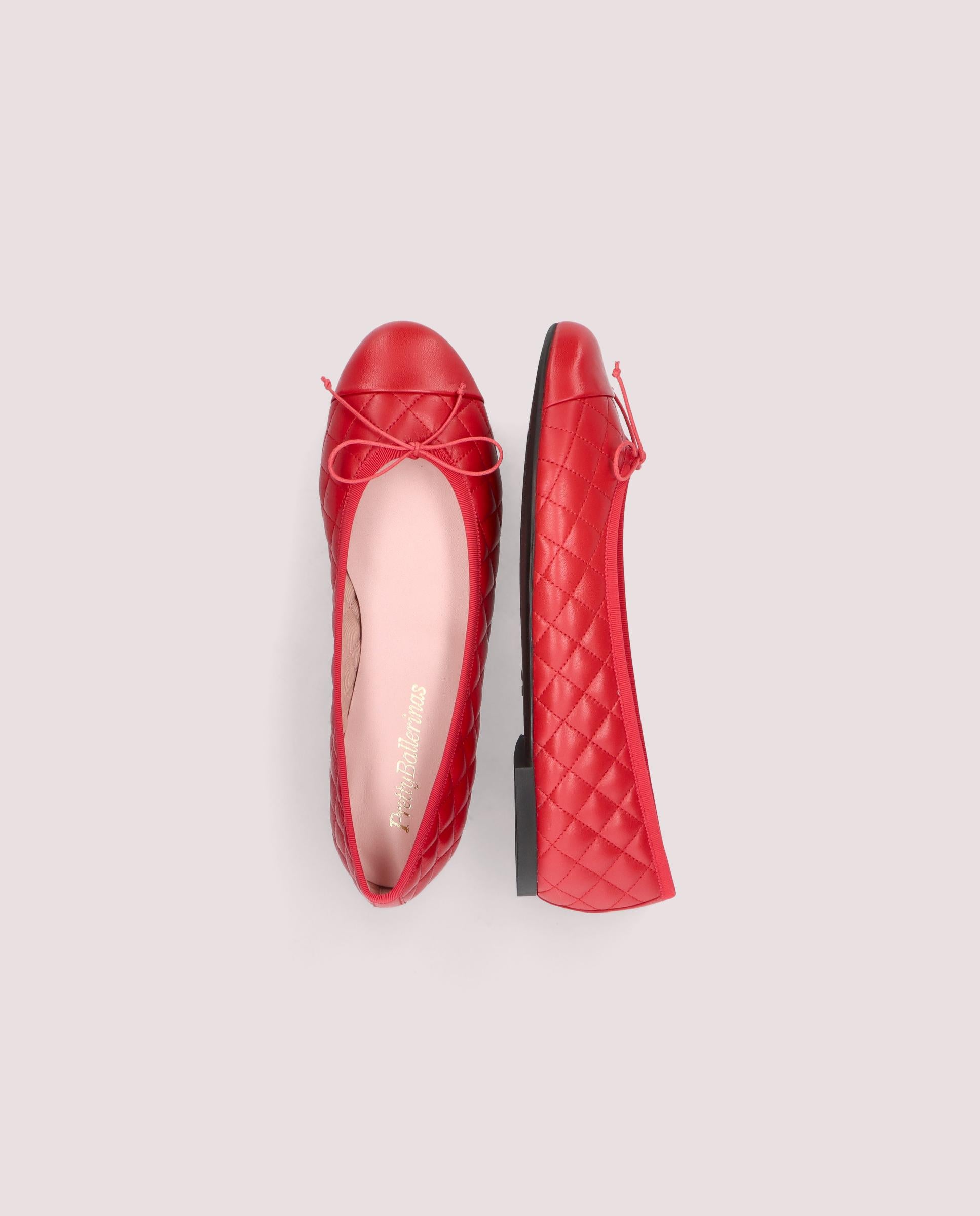 Nicole ballerina in red quilted leather