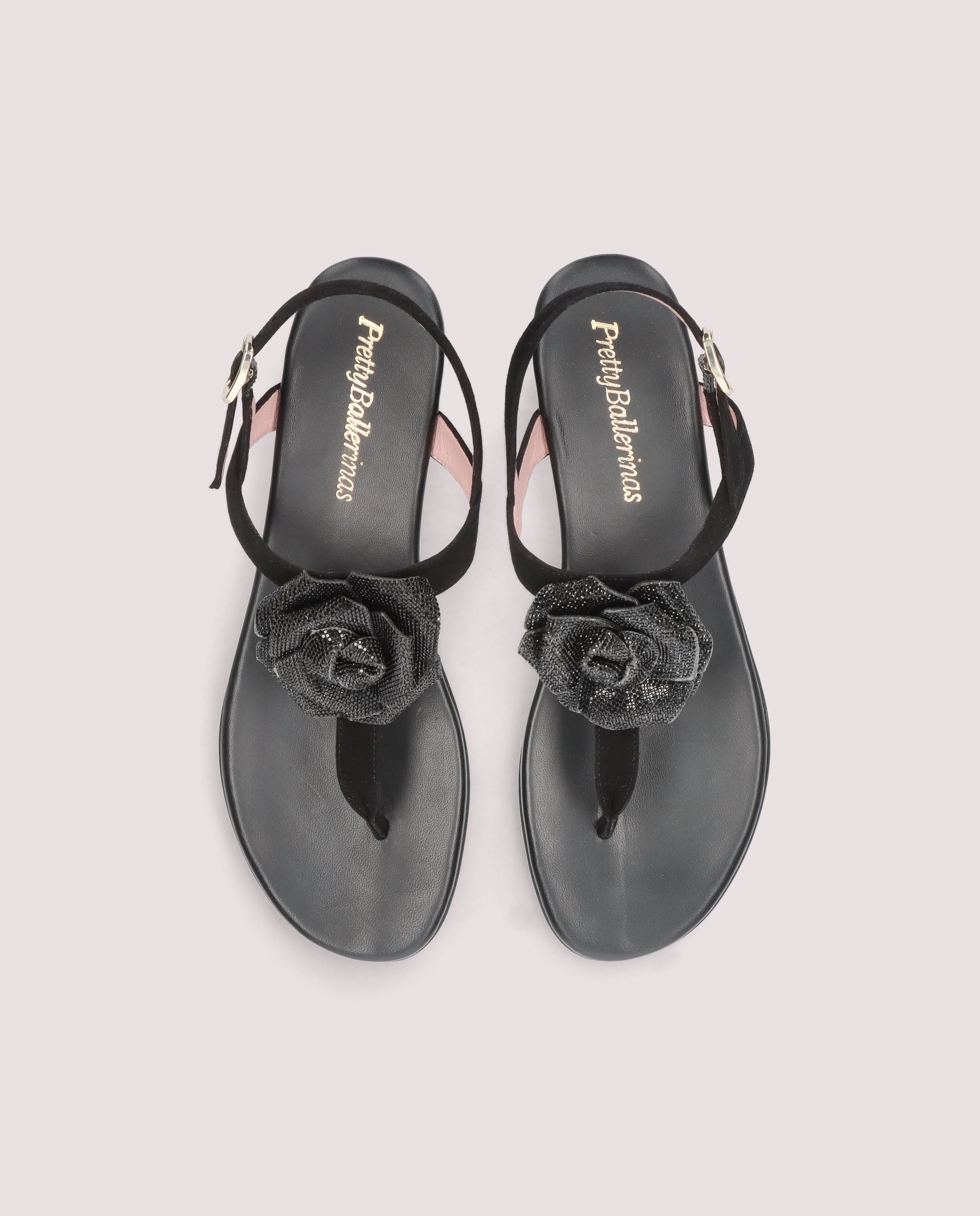 Vista alternativa de Sandalias Judy Negros Ante por PrettyBallerinas