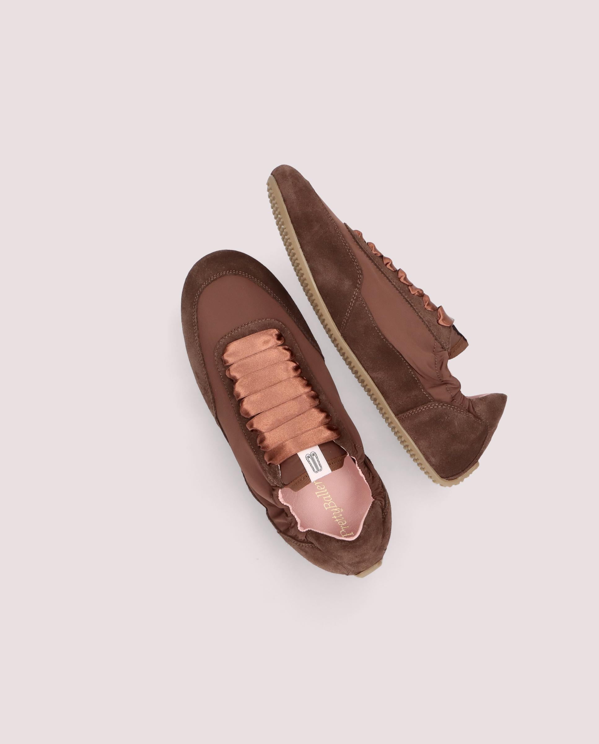 Blue Sneaker in brown suede