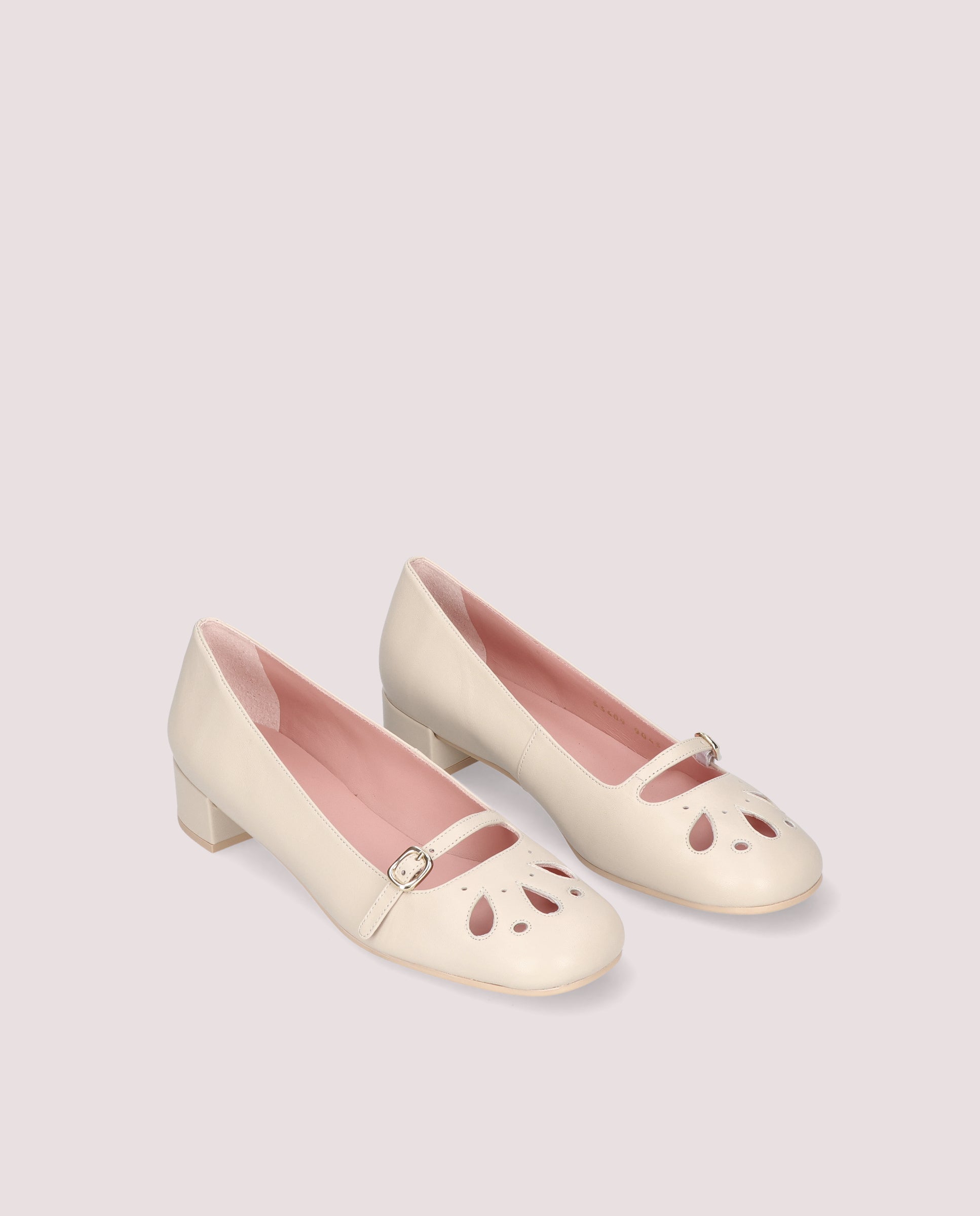 Image of Odette ballerina in soft ivory leather by PrettyBallerinas