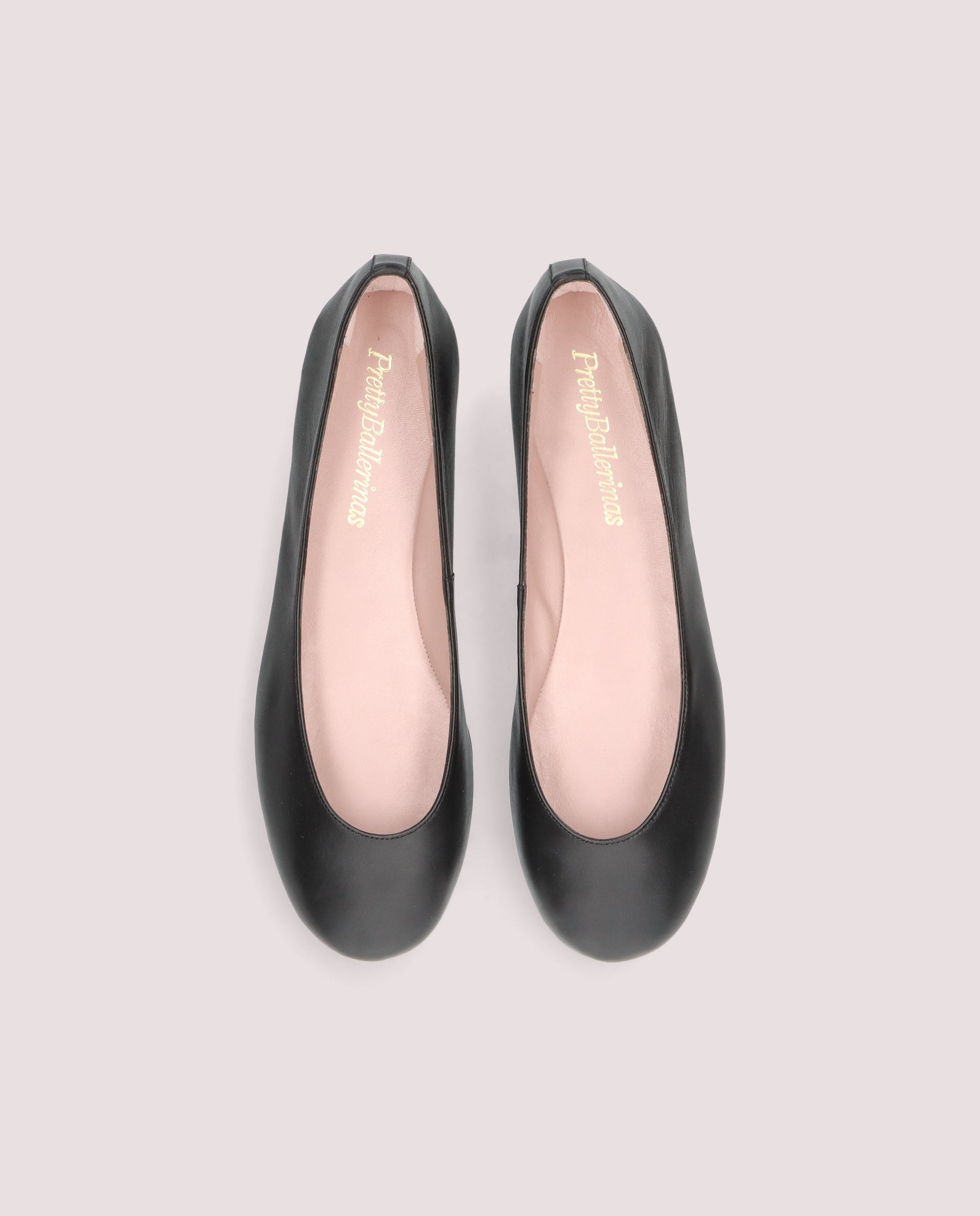 Rosario ballerina in black leather
