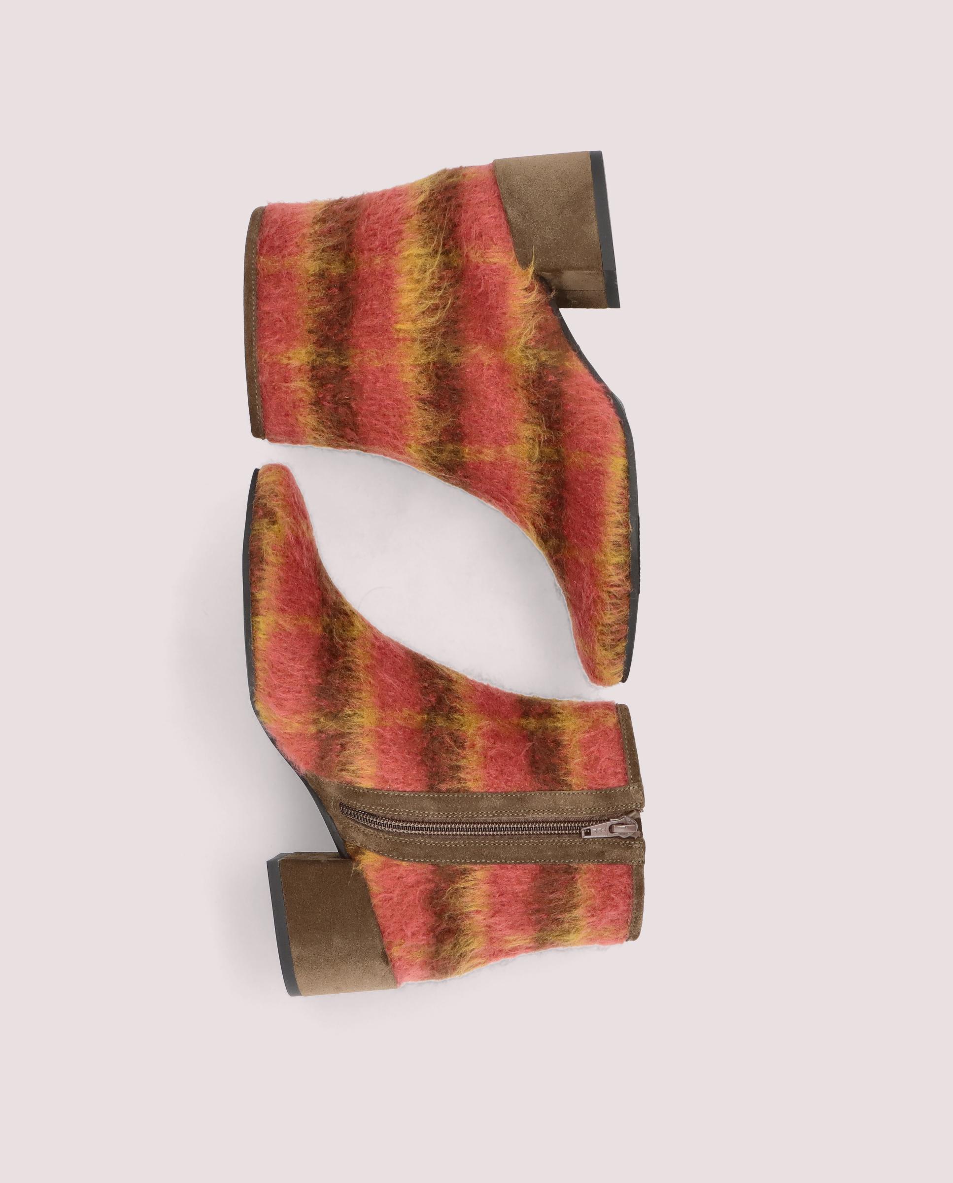 Jendayi ankle boot in tartan printed textile