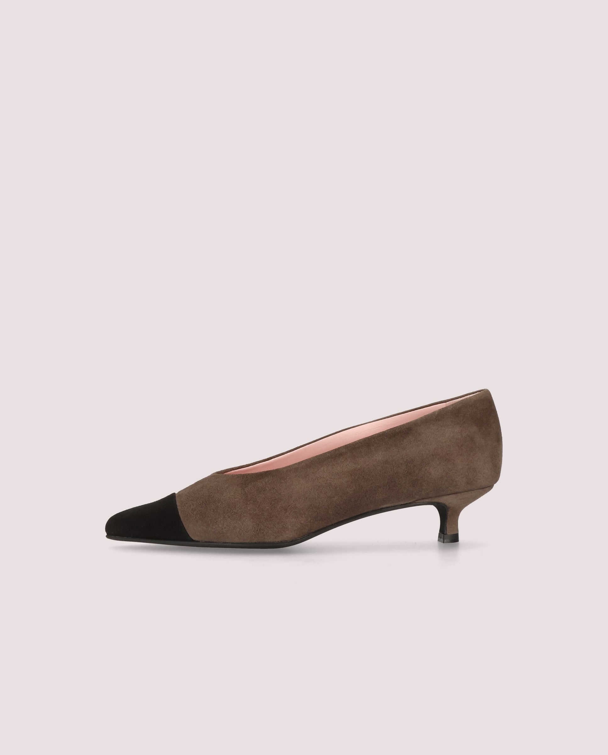 Kendall pump in braunem wildleder