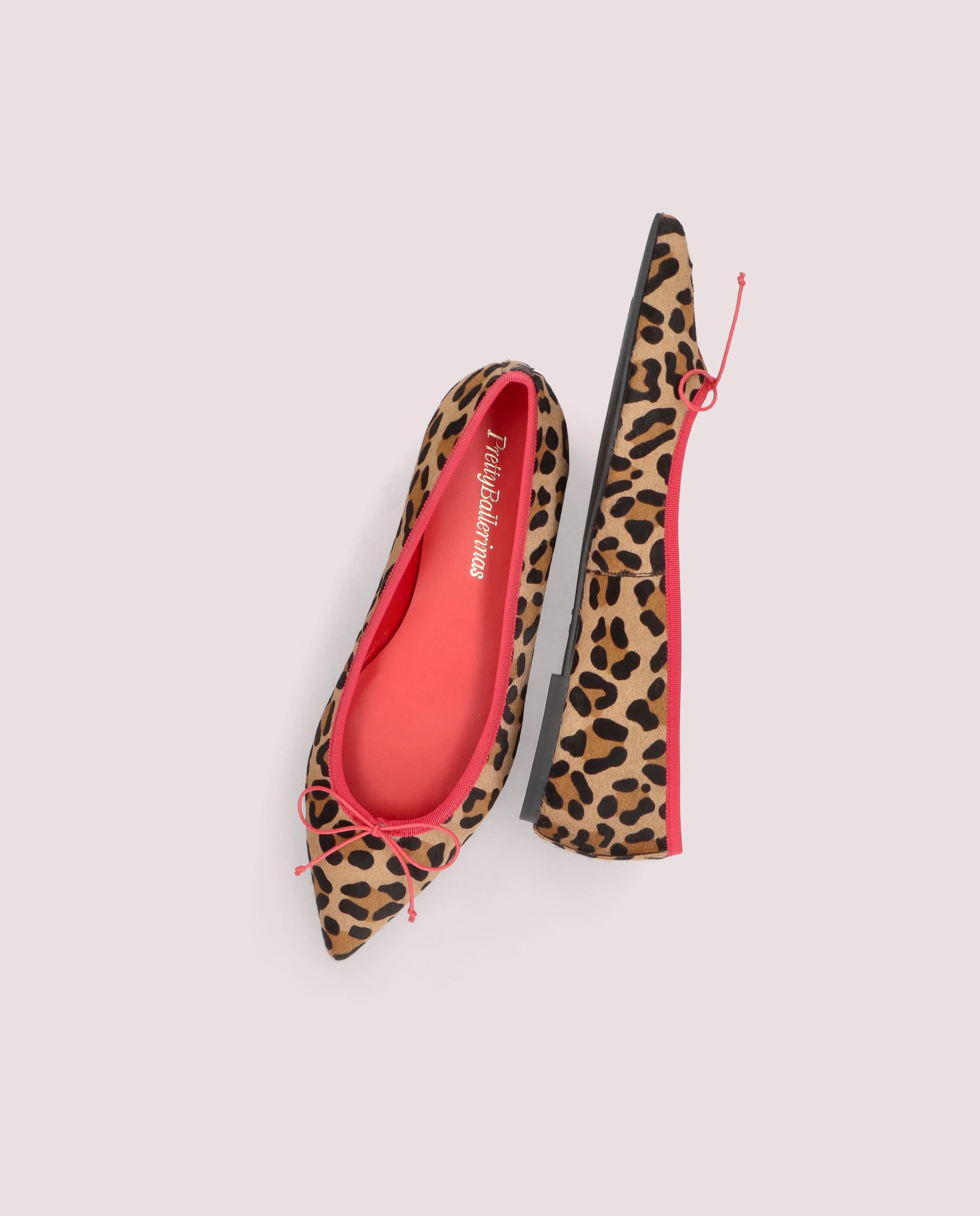 Paris ballerina in leopard printed poni