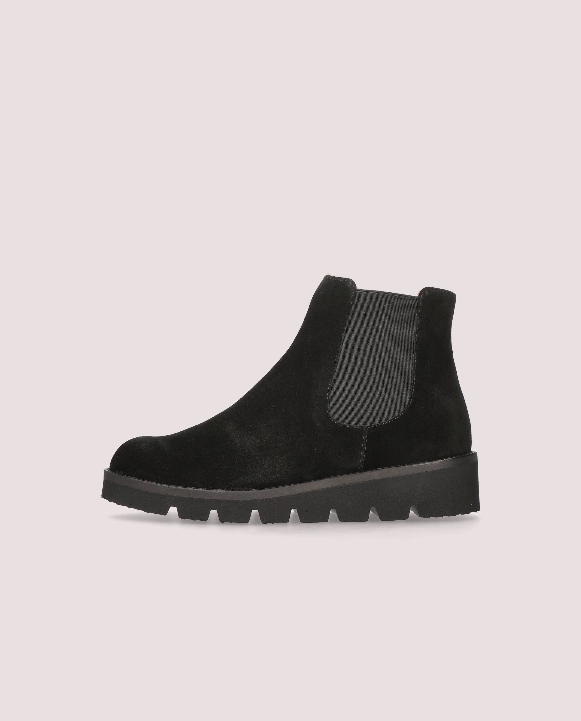 Bette ankle boot in black suede
