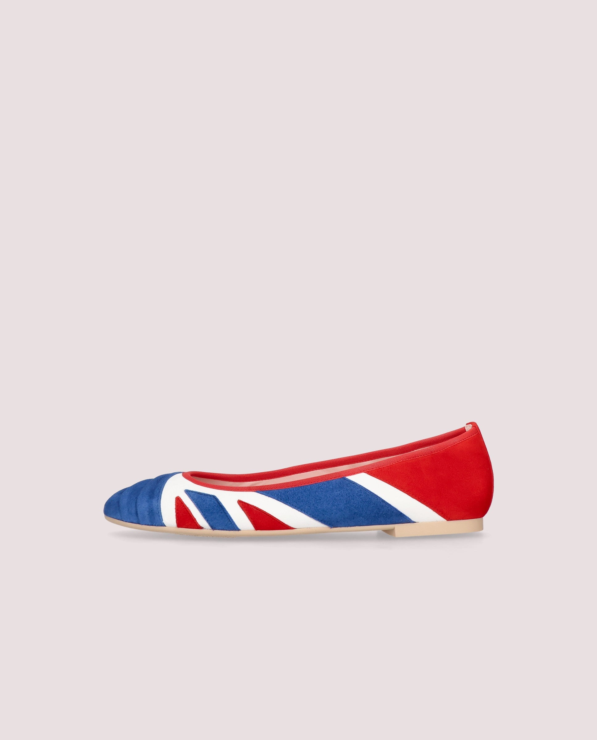 Nicole ballerina England