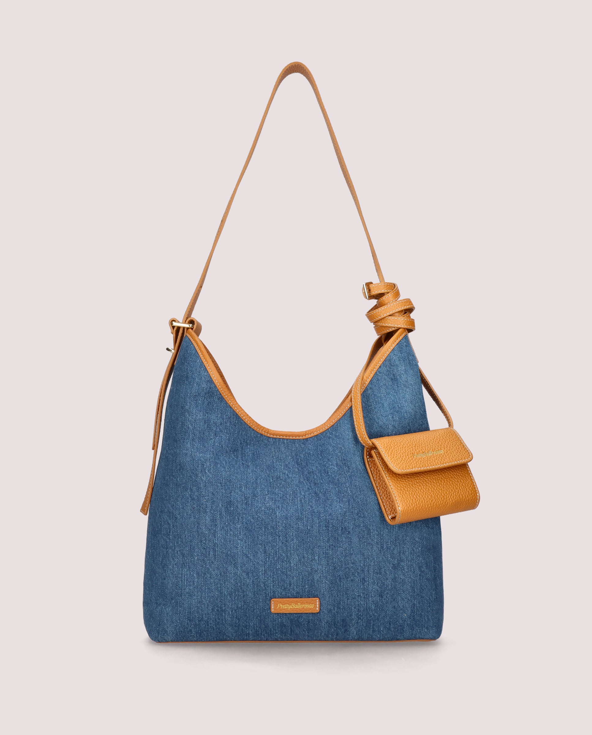 Hobo bag in blue denim